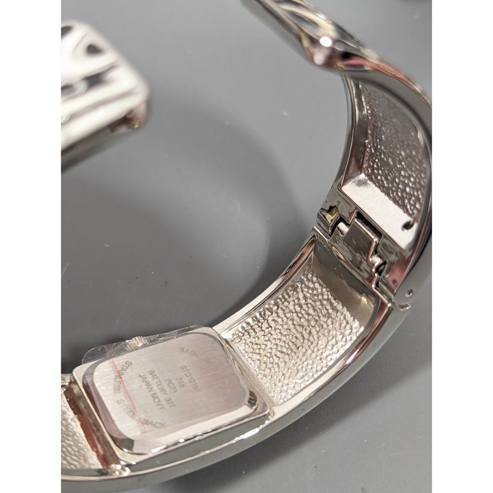 Studio Black White Enamel Hinge Bracelet Cuff Watch Womens 7" - Picture 8 of 9